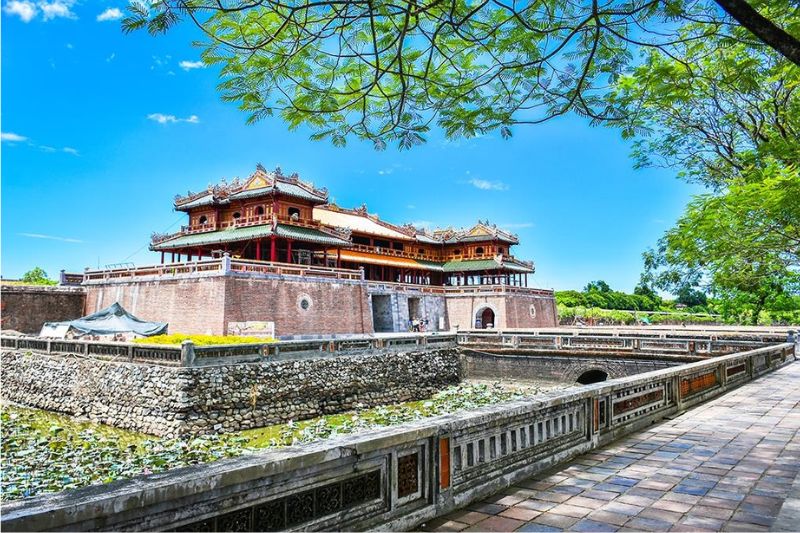 Ninh Bình non nước